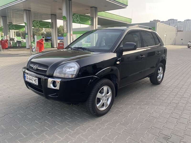 Внедорожник / Кроссовер Hyundai Tucson 2006 в Корсуне-Шевченковском