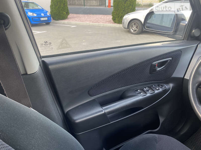 Внедорожник / Кроссовер Hyundai Tucson 2006 в Корсуне-Шевченковском