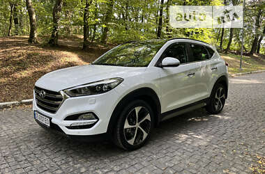 Внедорожник / Кроссовер Hyundai Tucson 2017 в Черновцах