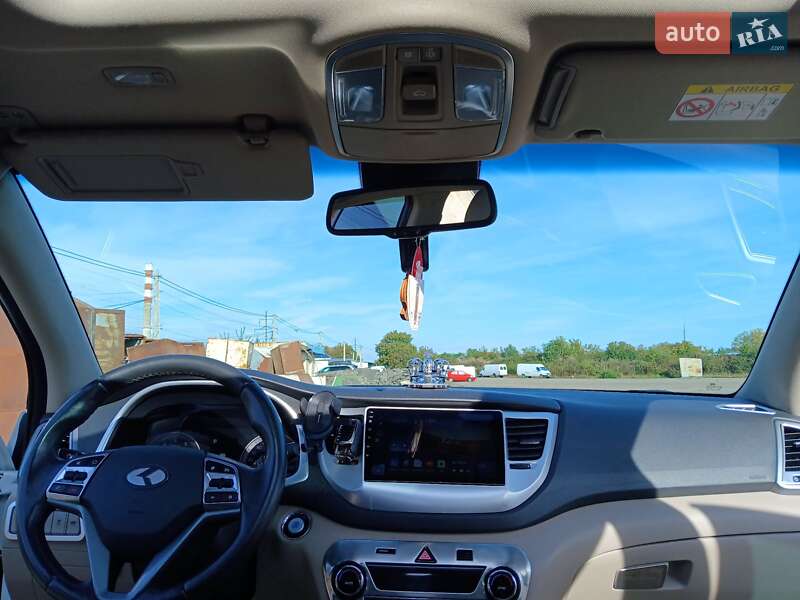 Позашляховик / Кросовер Hyundai Tucson 2016 в Ужгороді