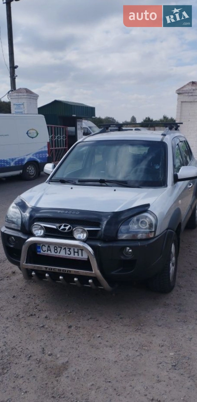 2010 Hyundai Tucson - мініатюра 11