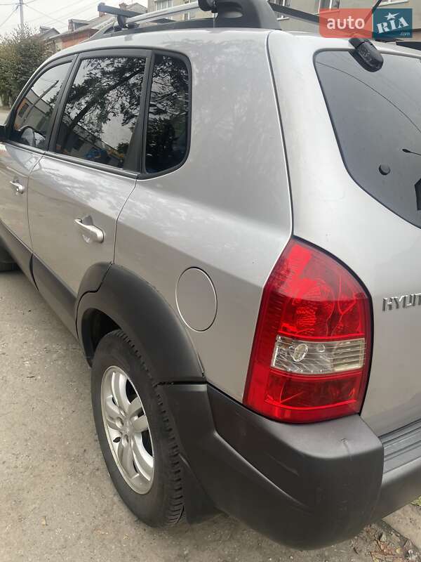 Внедорожник / Кроссовер Hyundai Tucson 2005 в Ярмолинцах