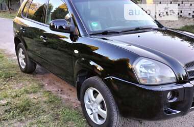 Позашляховик / Кросовер Hyundai Tucson 2006 в Черкасах