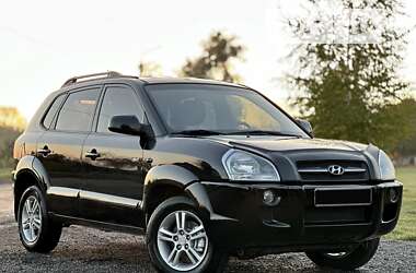 Внедорожник / Кроссовер Hyundai Tucson 2008 в Млинове