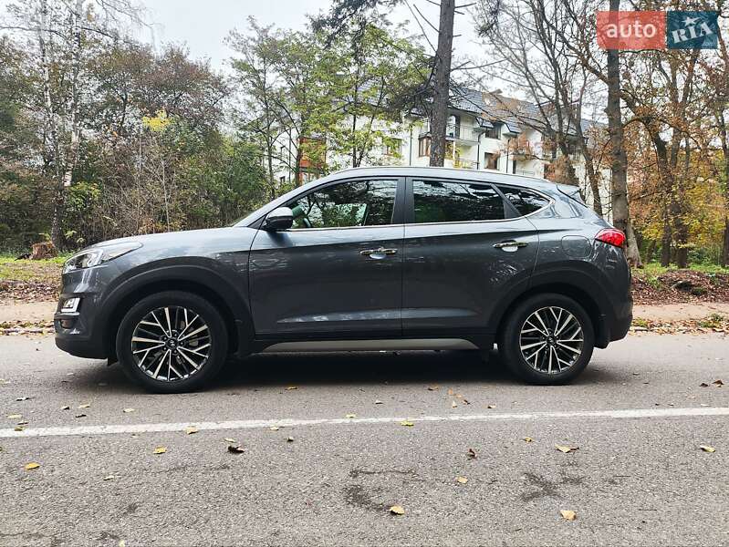Позашляховик / Кросовер Hyundai Tucson 2018 в Чернівцях