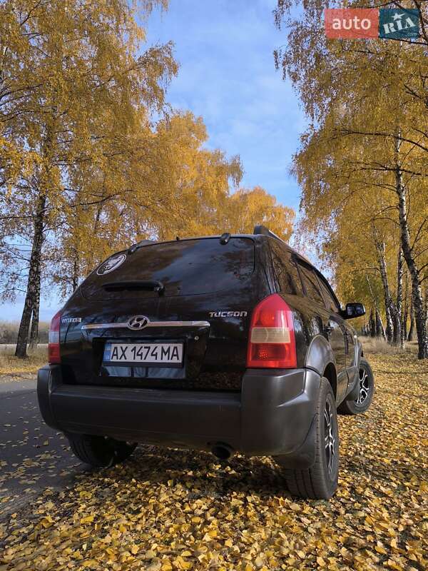 Позашляховик / Кросовер Hyundai Tucson 2007 в Краснограді