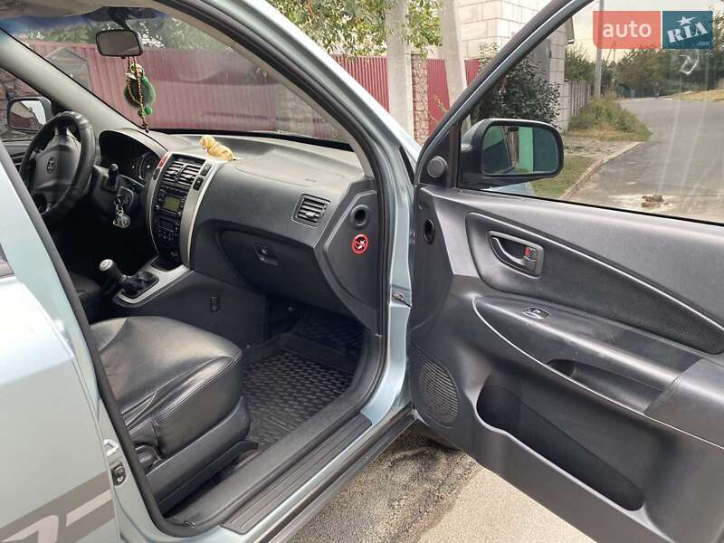 Внедорожник / Кроссовер Hyundai Tucson 2008 в Василькове