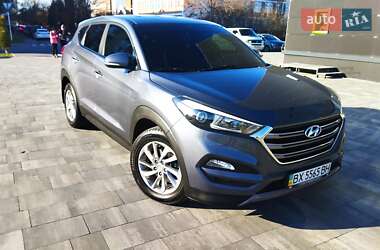 Внедорожник / Кроссовер Hyundai Tucson 2016 в Староконстантинове