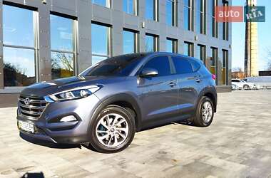 Внедорожник / Кроссовер Hyundai Tucson 2016 в Староконстантинове