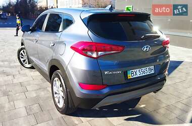 Внедорожник / Кроссовер Hyundai Tucson 2016 в Староконстантинове