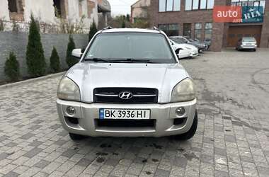 Внедорожник / Кроссовер Hyundai Tucson 2005 в 