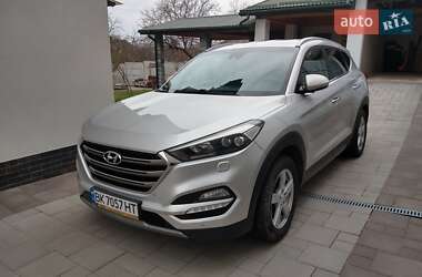 Позашляховик / Кросовер Hyundai Tucson 2015 в Рівному