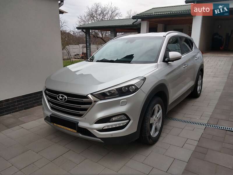 Внедорожник / Кроссовер Hyundai Tucson 2015 в Ровно