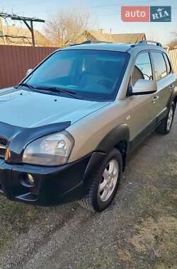 Внедорожник / Кроссовер Hyundai Tucson 2005 в Черновцах