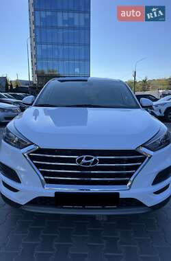 Внедорожник / Кроссовер Hyundai Tucson 2019 в 