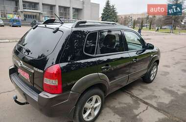 Позашляховик / Кросовер Hyundai Tucson 2006 в Рівному