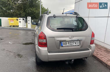 Позашляховик / Кросовер Hyundai Tucson 2009 в Полтаві