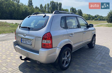 Позашляховик / Кросовер Hyundai Tucson 2009 в Полтаві