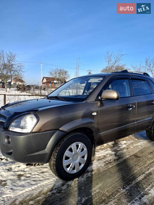 Внедорожник / Кроссовер Hyundai Tucson 2013 в Ровно