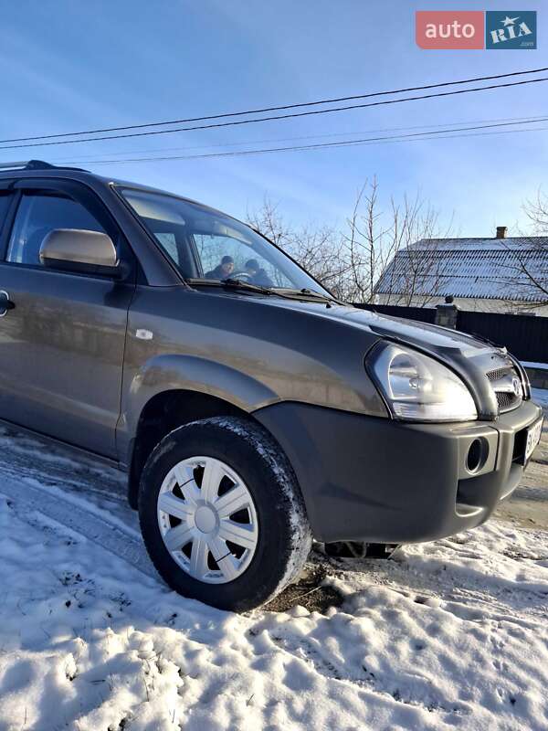 Внедорожник / Кроссовер Hyundai Tucson 2013 в Ровно