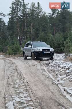 Внедорожник / Кроссовер Hyundai Tucson 2005 в Смеле