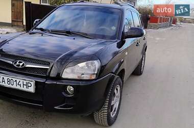 Внедорожник / Кроссовер Hyundai Tucson 2009 в 