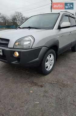 Позашляховик / Кросовер Hyundai Tucson 2006 в Києві