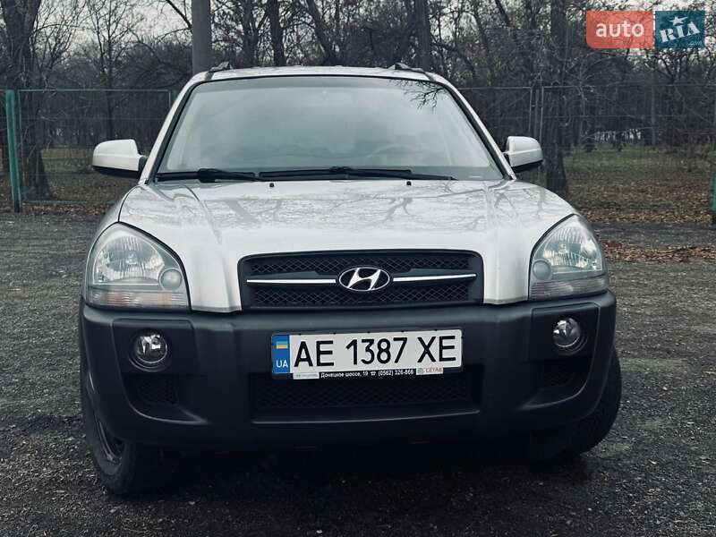 Позашляховик / Кросовер Hyundai Tucson 2008 в Павлограді
