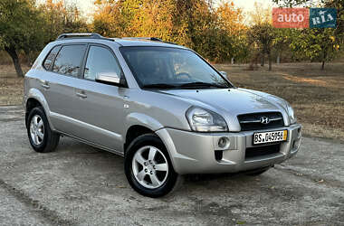 Позашляховик / Кросовер Hyundai Tucson 2007 в Комсомольському