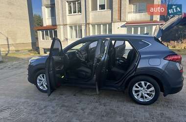 Позашляховик / Кросовер Hyundai Tucson 2018 в 