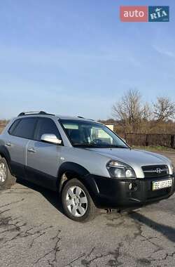 Позашляховик / Кросовер Hyundai Tucson 2011 в Мені