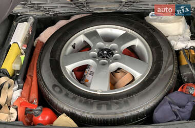 Внедорожник / Кроссовер Hyundai Tucson 2008 в 