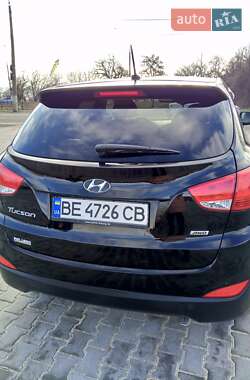 Позашляховик / Кросовер Hyundai Tucson 2015 в Миколаєві