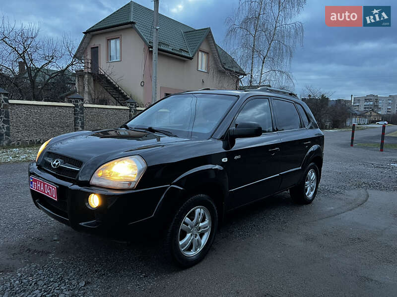 Позашляховик / Кросовер Hyundai Tucson 2007 в Луцьку