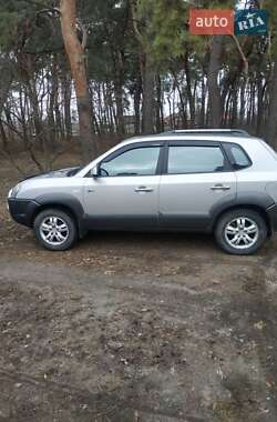 Внедорожник / Кроссовер Hyundai Tucson 2008 в Ромнах