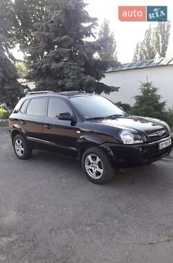 Позашляховик / Кросовер Hyundai Tucson 2009 в Чернігові