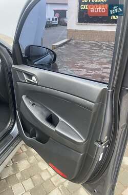 Внедорожник / Кроссовер Hyundai Tucson 2018 в 