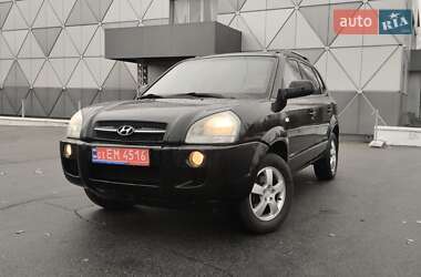 Позашляховик / Кросовер Hyundai Tucson 2006 в Горішніх Плавнях