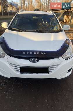 Позашляховик / Кросовер Hyundai Tucson 2012 в 