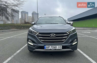 Внедорожник / Кроссовер Hyundai Tucson 2017 в 