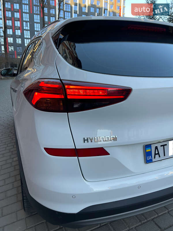 Внедорожник / Кроссовер Hyundai Tucson 2016 в Надворной