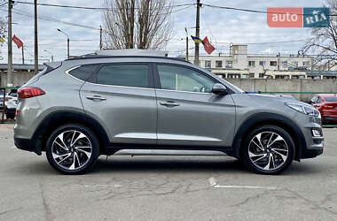 Внедорожник / Кроссовер Hyundai Tucson 2019 в 