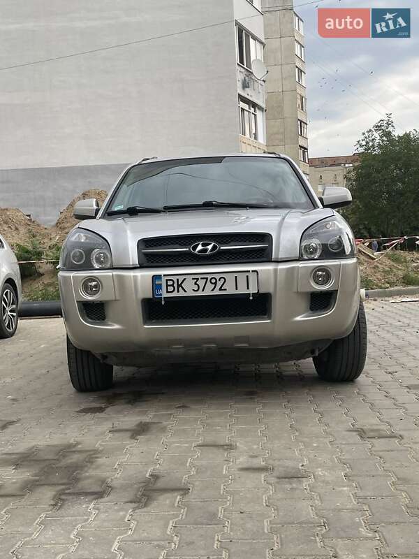 Позашляховик / Кросовер Hyundai Tucson 2005 в Луцьку