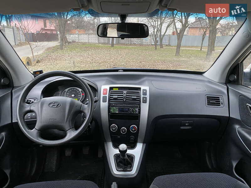 Позашляховик / Кросовер Hyundai Tucson 2007 в Києві