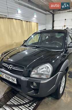 Позашляховик / Кросовер Hyundai Tucson 2008 в Києві