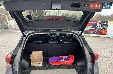 Внедорожник / Кроссовер Hyundai Tucson 2017 в 