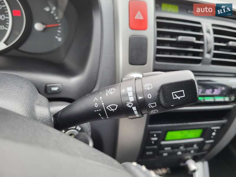 Позашляховик / Кросовер Hyundai Tucson 2009 в Житомирі