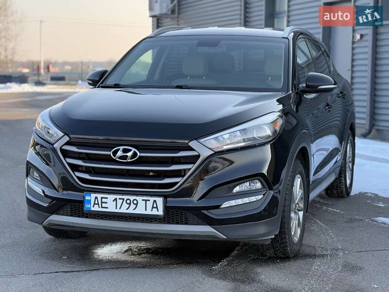 Позашляховик / Кросовер Hyundai Tucson 2016 в Дніпрі