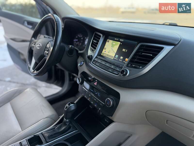 Позашляховик / Кросовер Hyundai Tucson 2016 в Дніпрі