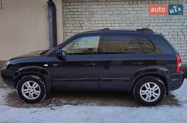 Внедорожник / Кроссовер Hyundai Tucson 2007 в 